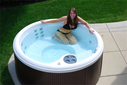 Lisbon Deluxe 6 Seat Hot Tub, choice of colours